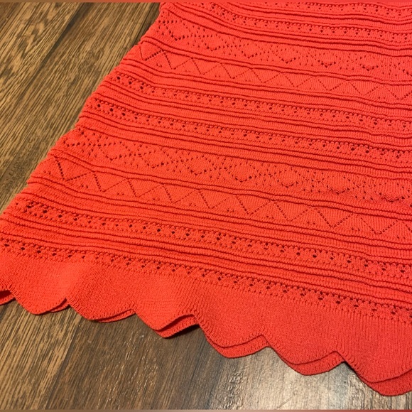 New Beautiful Textured Knit Top - Picture 3 of 3